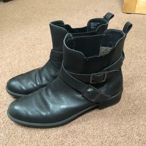 Umberto Raffini Black Ankle Boots
